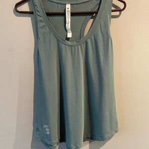 Lululemon Sage Green racerback Tank Top women’s size 10